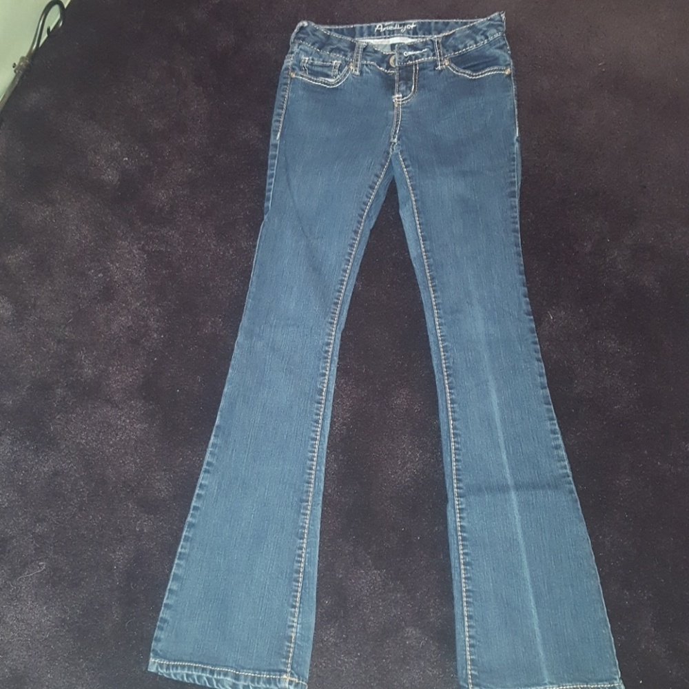 Amethyst jeans